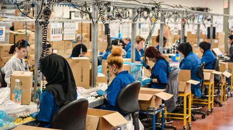 Una compañía británica opta por una semana laboral de cuatro días para "aumentar la felicidad de los empleados"