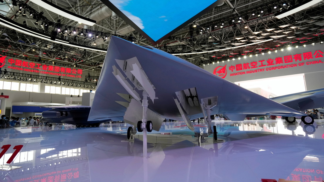 FOTOS: China expone en el principal salón aéreo del país sus nuevos aviones y drones hasta hace poco secretos