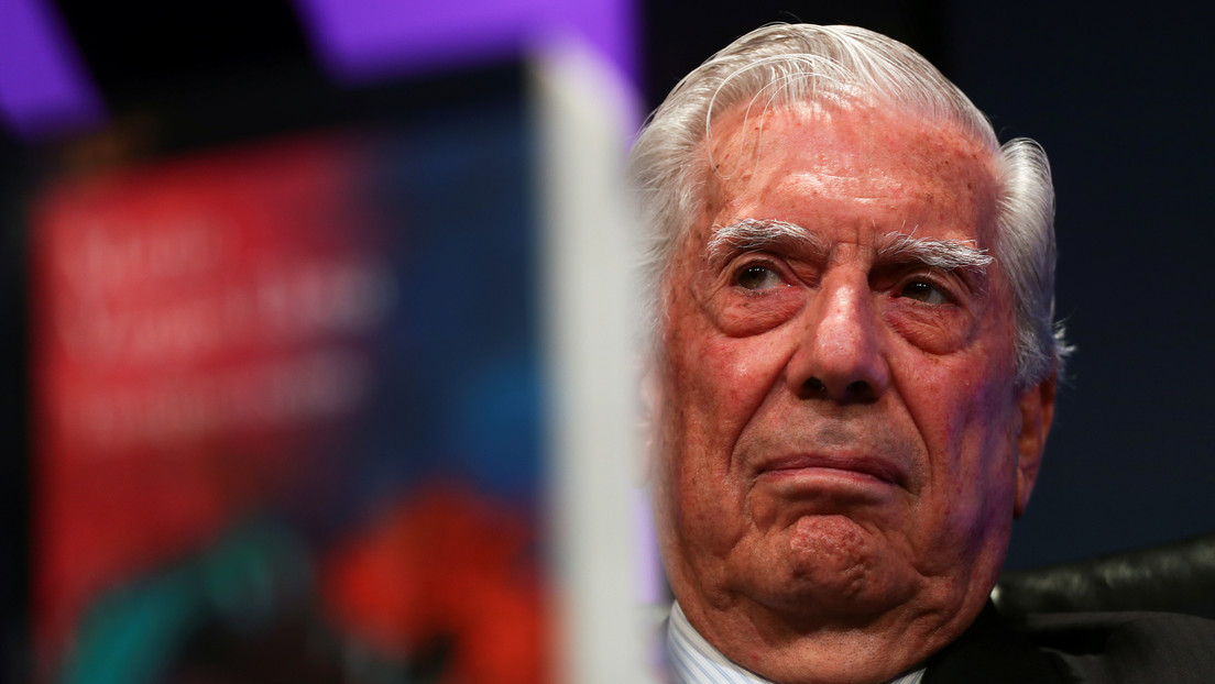 Vargas Llosa aparece en los Papeles de Pandora como evasor de impuestos (y le llueven las críticas por sus recientes palabras sobre "votar bien")