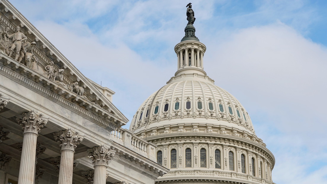 El Senado de EE.UU. aprueba elevar el techo de la deuda pública para evitar el incumplimiento