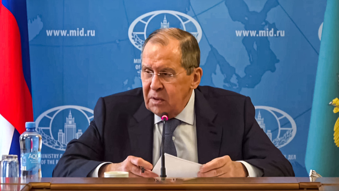 VIDEO: Lavrov ridiculiza actitudes hipócritas respecto a la vacuna rusa Sputnik V en Europa