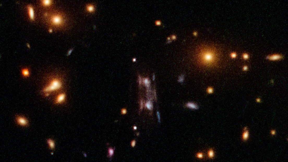 Resuelven el rompecabezas de una galaxia 'doble' que desconcertó a los astrónomos del Hubble durante más de 7 años
