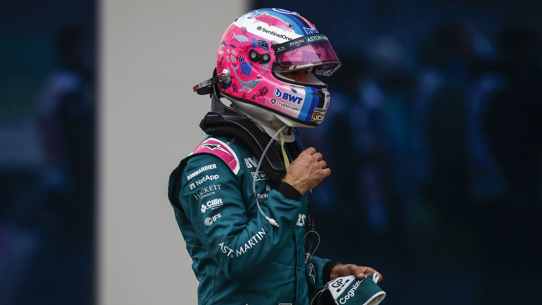 "Fue una decisión errónea": Sebastian Vettel comete un error de principiante que le cuesta el Gran Premio de Fórmula 1 en Turquía
