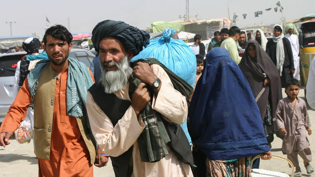 Logran evacuar al intérprete afgano que ayudó a rescatar a Biden en 2008 de las montañas de Afganistán