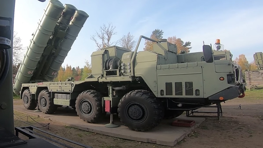 VIDEO: Dotaciones de sistemas antimisiles rusos S-400 Triumf se entrenan en abatir blancos hipersónicos