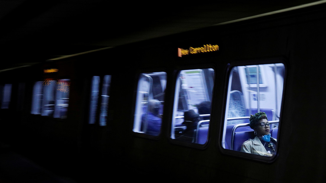 Un tren de metro se descarrila en un túnel en EE.UU. durante la hora punta (FOTOS, VIDEO)