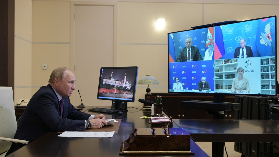 Putin: "El aumento de los precios del gas en Europa ha sido consecuencia del déficit de la energía eléctrica, y no al revés"