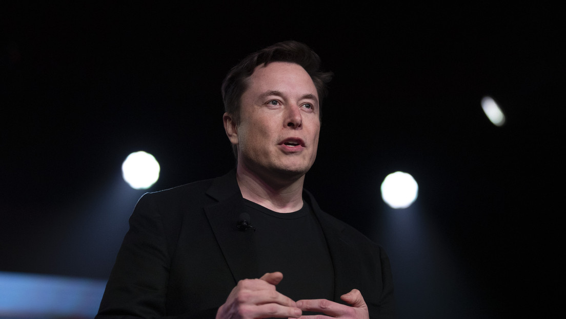 Elon Musk ofrece una rebaja millonaria para deshacerse lo antes posible de su última mansión