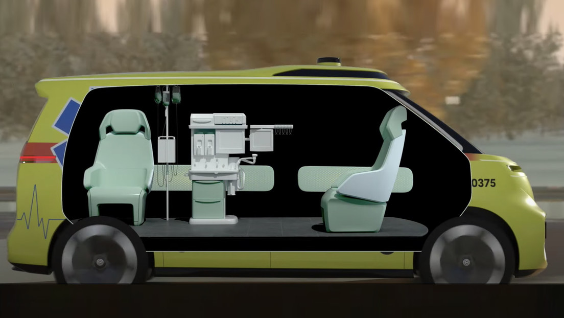 Volkswagen muestra su ambulancia futurista con conducción autónoma (VIDEO)