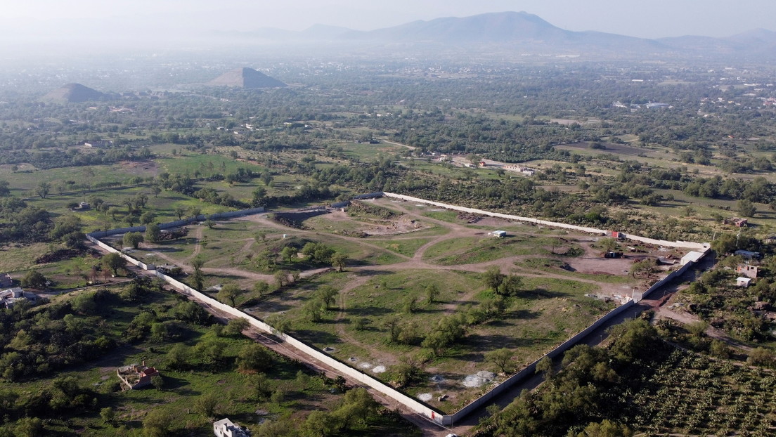 La Policía mexicana detiene obras ilegales en la zona arqueológica de Teotihuacán