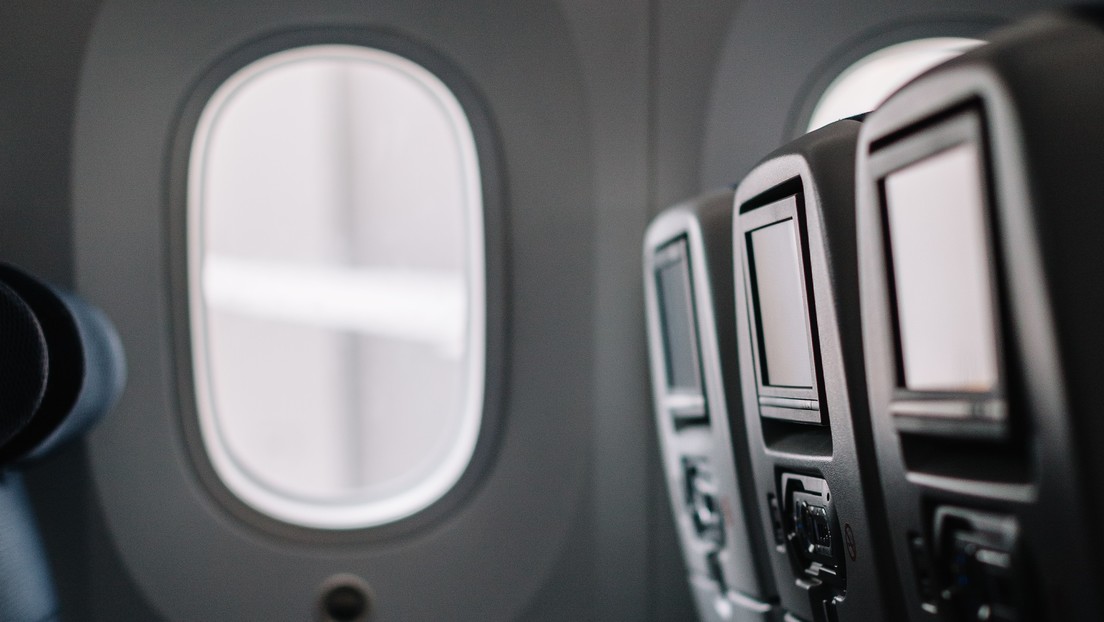 Una aerolínea usa máquinas expendedoras para ofrecer boletos con destinos aleatorios
