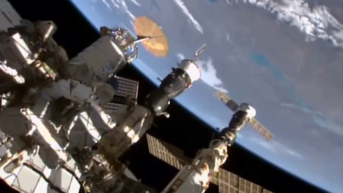 La NASA muestra un 'time-lapse' de la pérdida de orientación de la EEI (VIDEO)