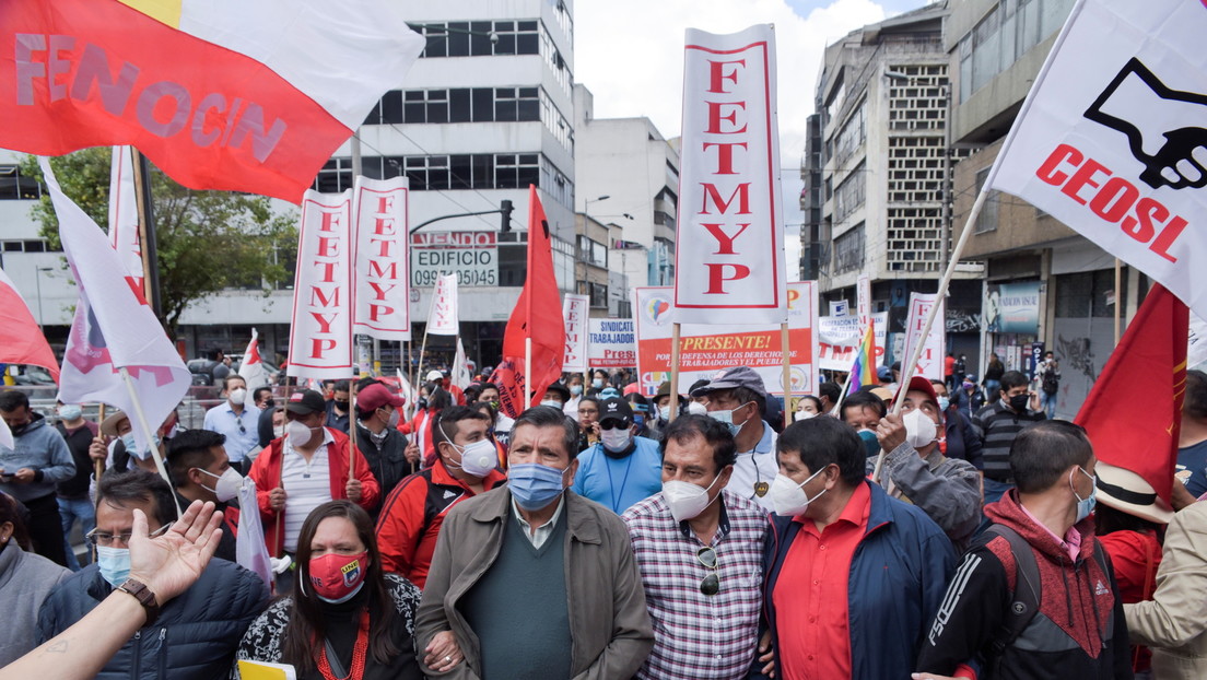 Lasso enfrenta una nueva protesta en Ecuador por el alza de los combustibles en medio del estado de excepción que rige en el país