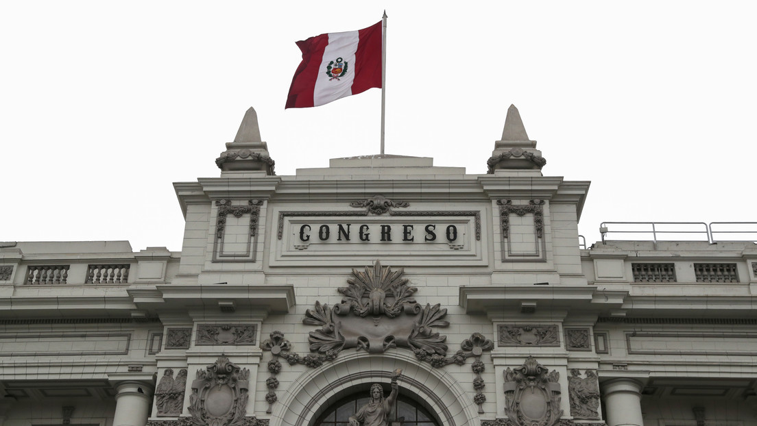 VIDEO: El Congreso de Perú suspende la sesión por la muerte del legislador Fernando Herrera