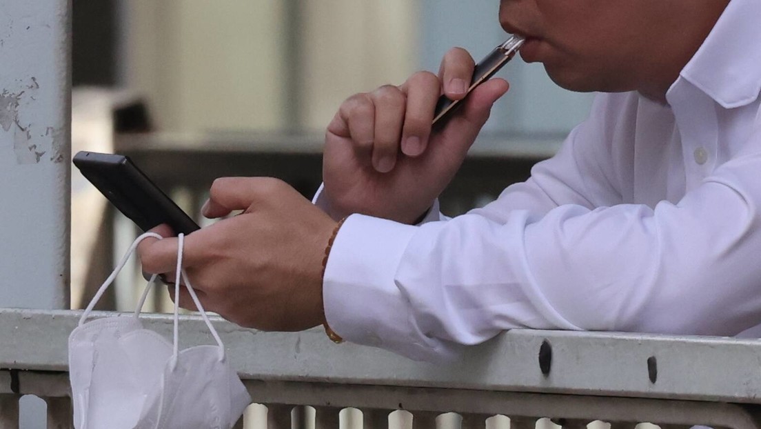 Este es el primer país en el mundo que podría prescribir cigarrillos electrónicos