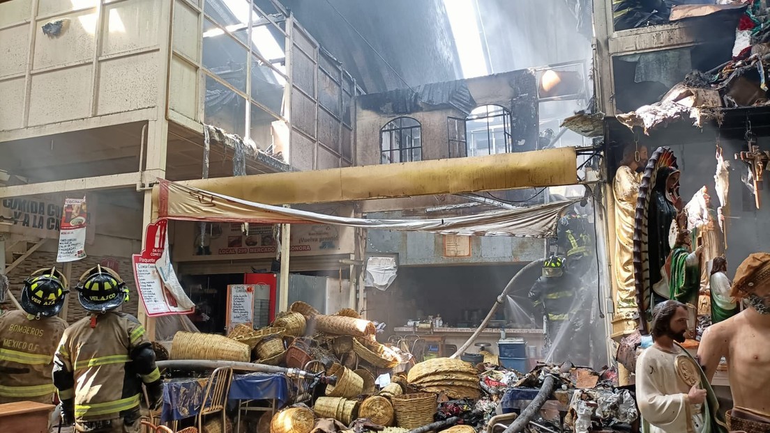 Un incendio devora parte del segundo mercado más popular de Ciudad de México (FOTOS, VIDEOS)