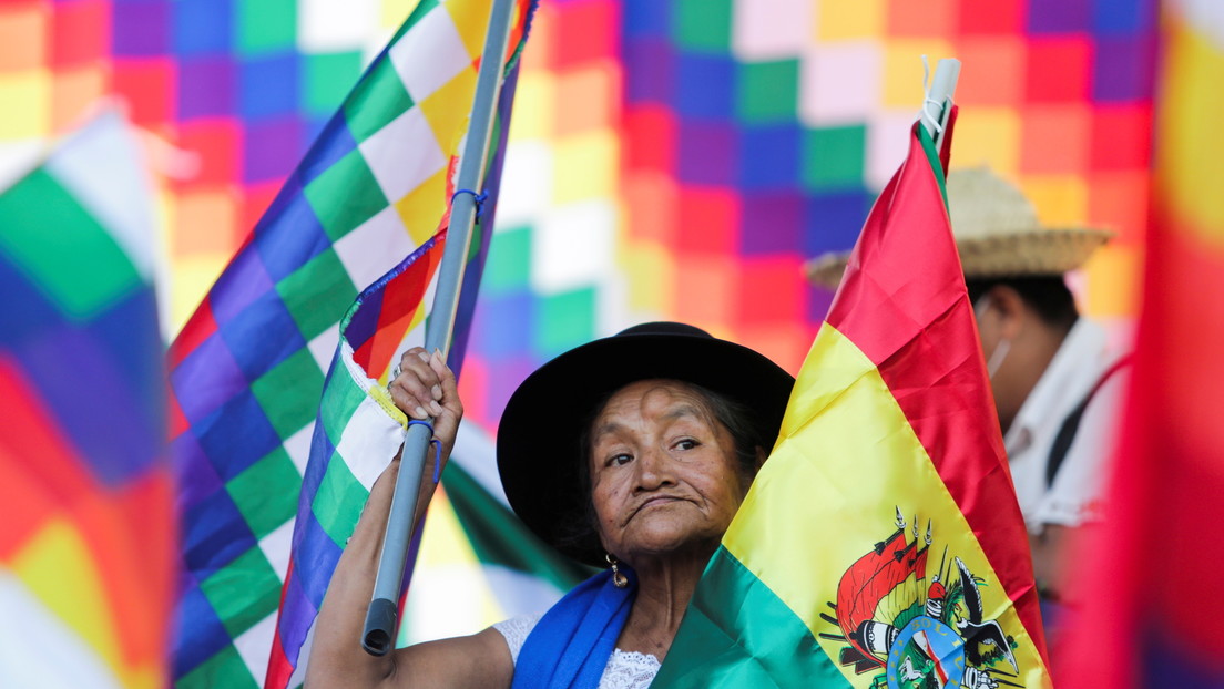 El Gobierno de Bolivia señala que organizaciones que "tomaron por la fuerza el poder" están detrás del llamado a un paro indefinido