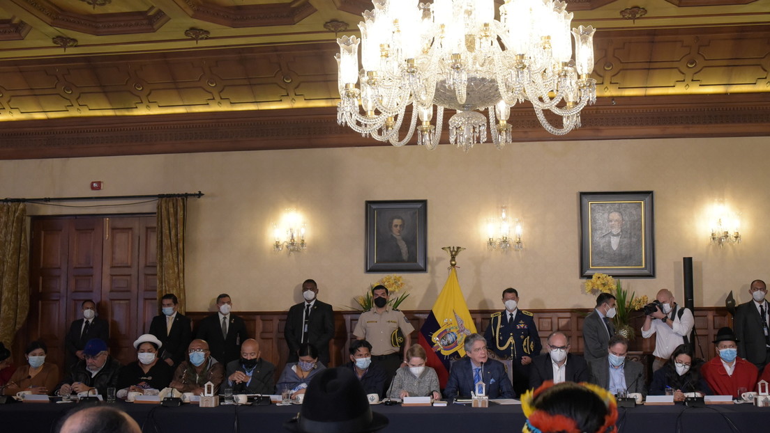 Lasso retoma el diálogo con sectores sociales e indígenas de Ecuador, pero no hay acuerdo sobre el precio de los combustibles