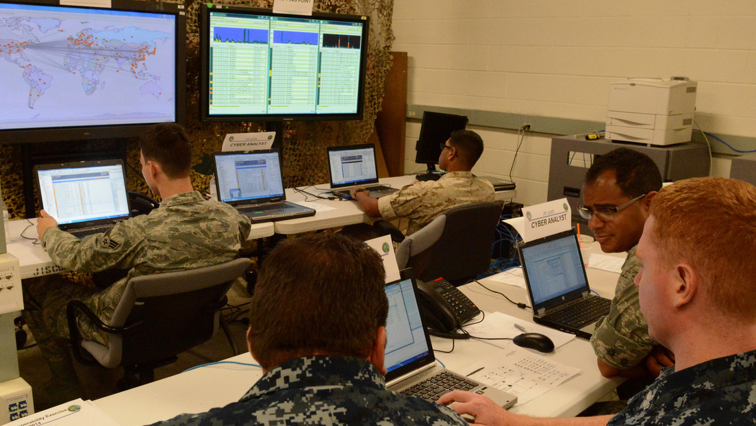 EE.UU. desplegará 'cibermarines' capaces de reprogramar equipos y remodelar el entorno del campo de batalla