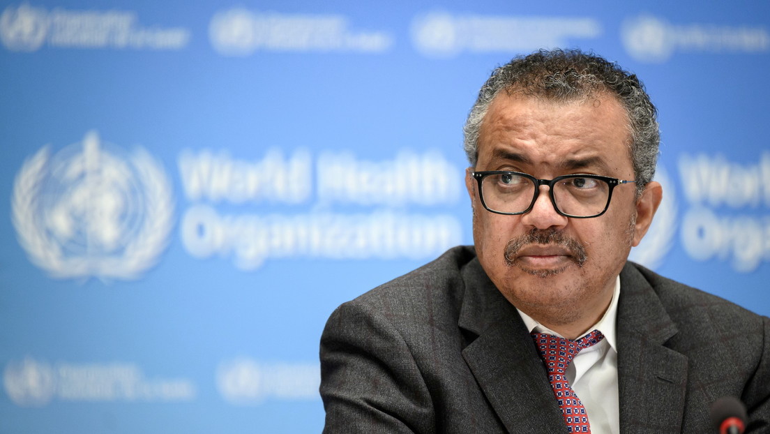 "Un escándalo que debe terminar ahora": el jefe de la OMS critica la apuesta de algunos países por las dosis de refuerzos a costa de los más pobres