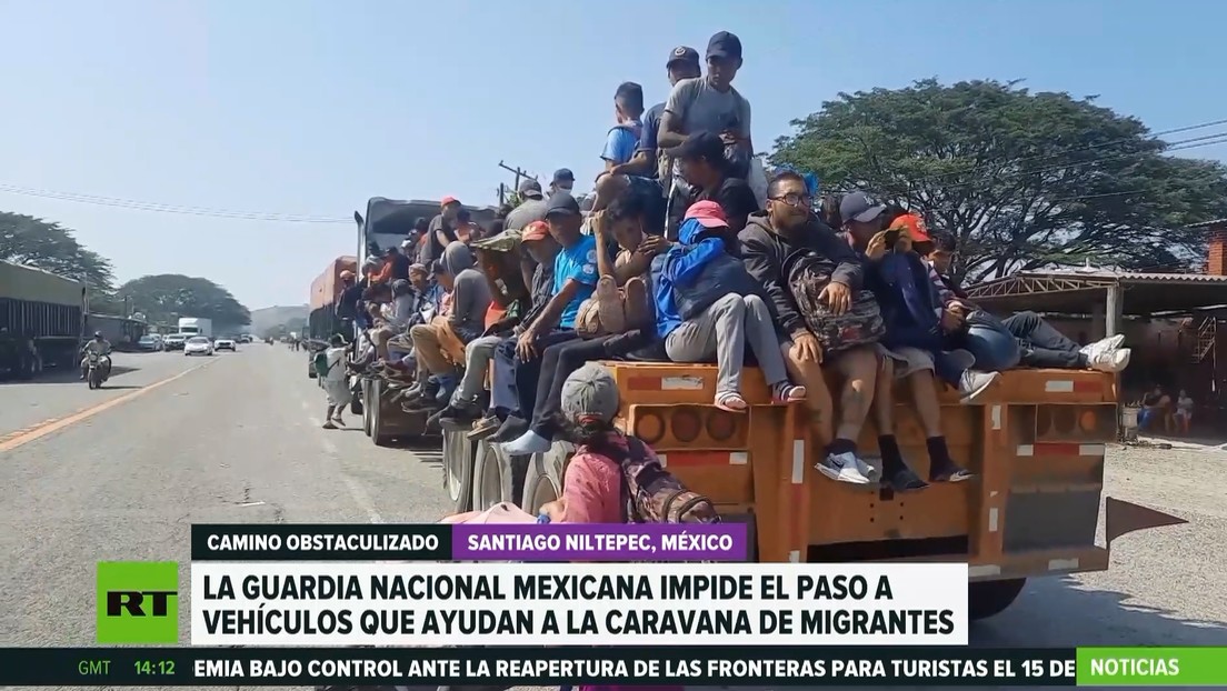 La Guardia Nacional de México impide el paso a vehículos que ayudan a la caravana de migrantes