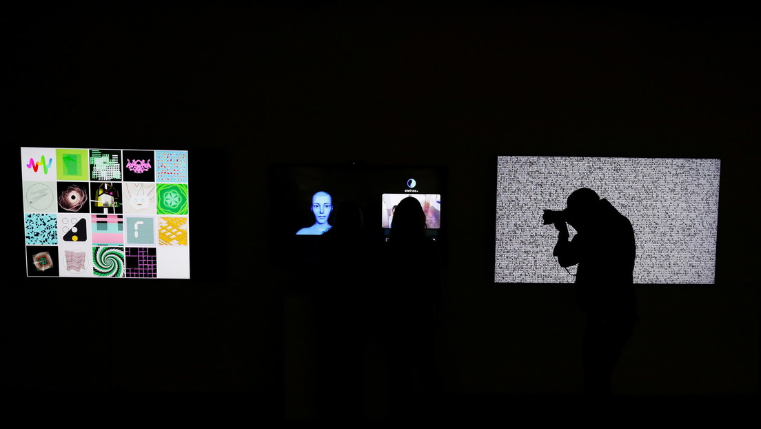 Impiden un intento de 'robo' en una exposición virtual de NFT del Museo del Hermitage