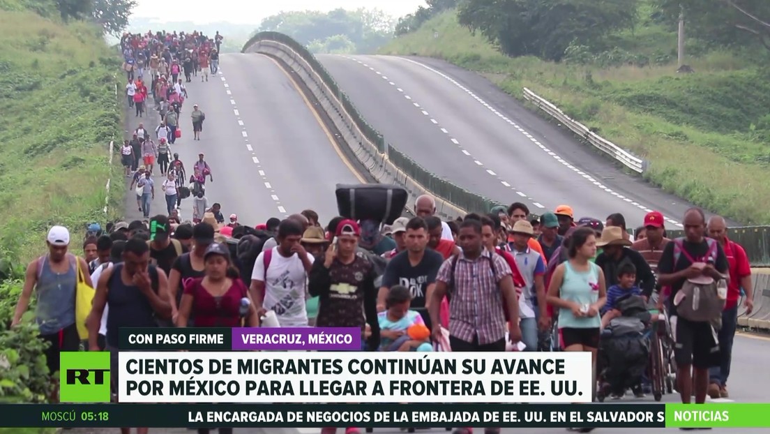 Cientos de migrantes continúan su avance por México para llegar a la frontera de EE.UU.