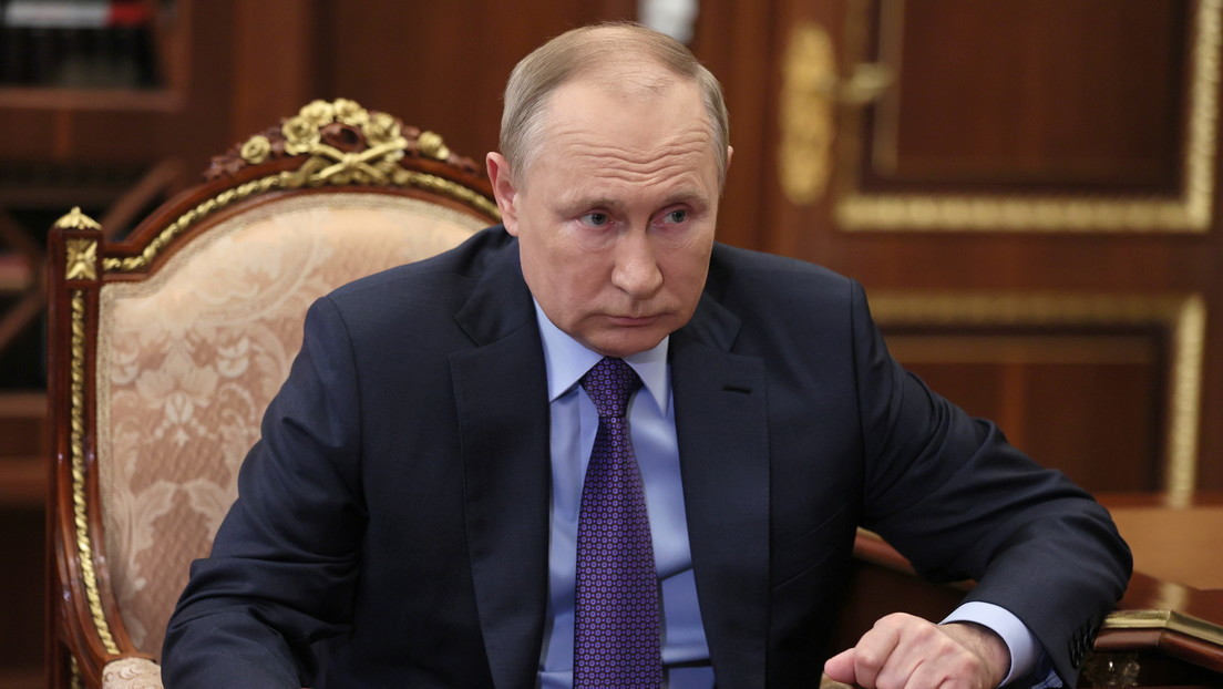 Trump tenía un botón rojo para pedir Coca-Cola en la Casa Blanca: ¿para qué tiene Putin uno similar en el Kremlin?