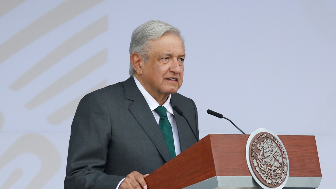 ¿Blindaje o menos burocracia? López Obrador declara de "interés público" y "seguridad nacional" todas las obras del Gobierno y se desatan las críticas