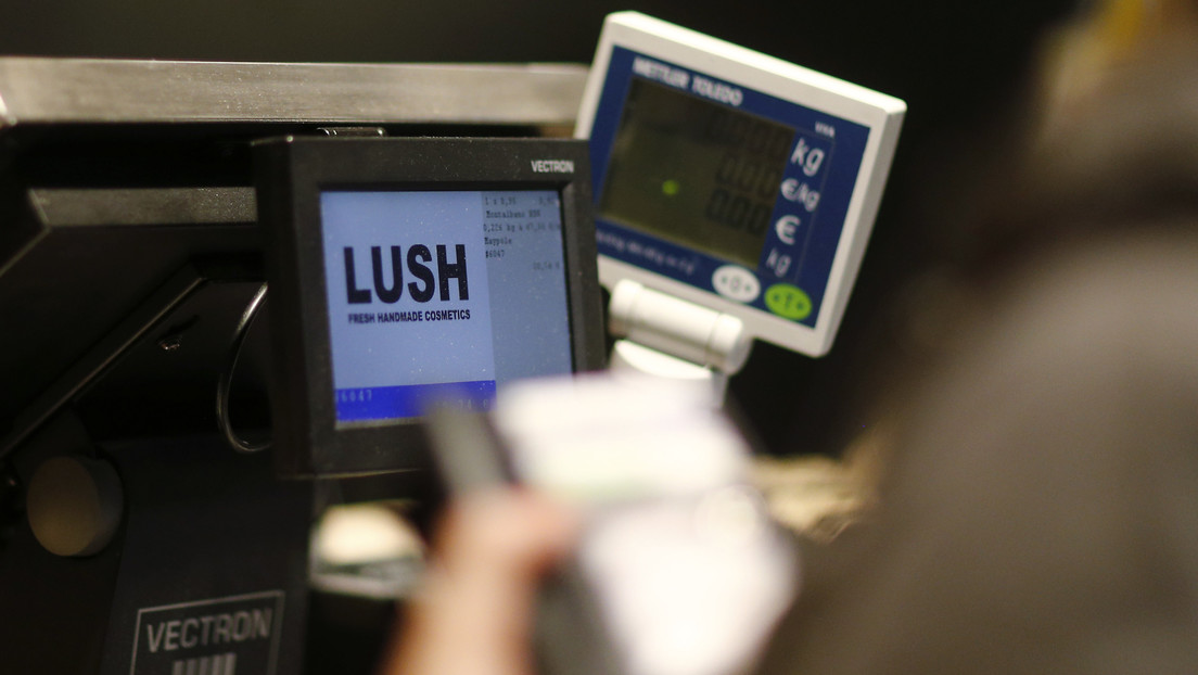 El director general de cosméticos Lush asegura estar "feliz de perder 13 millones de dólares" por abandonar las redes sociales