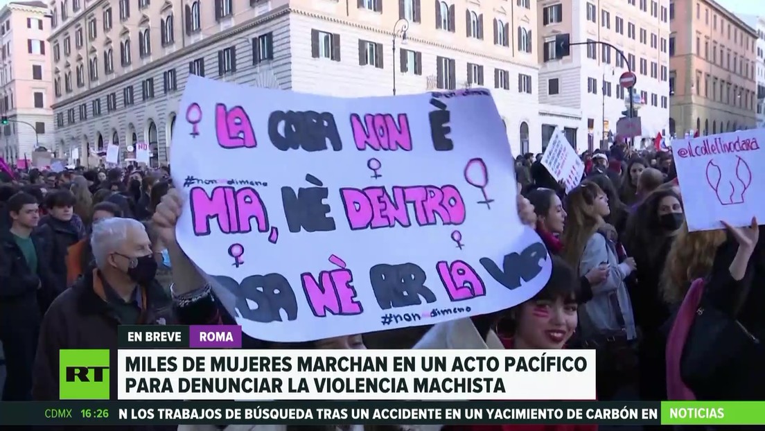 Marcha pacífica en Roma para denunciar la violencia machista