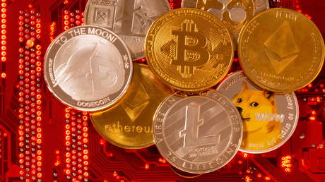 Un hombre se hace millonario en solo seis meses al invertir 8.000 dólares en la criptomoneda Shiba Inu