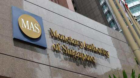 El banco central de Singapur advierte a los inversores minoristas de que las criptomonedas pueden provocar "pérdidas significativas"