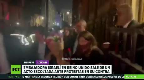 Embajadora de Israel en Reino Unido sale escoltada de un acto debido a protestas en su contra