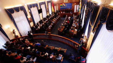 El Senado de Bolivia convoca a una sesión para derogar la 'ley madre' que desató protestas opositoras