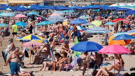 Así es como el sexo de turistas en las dunas está acabando con un espacio natural de las islas Canarias