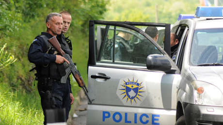 Al menos 3 muertos, incluidos dos menores, por disparos contra un autobús escolar en Kosovo