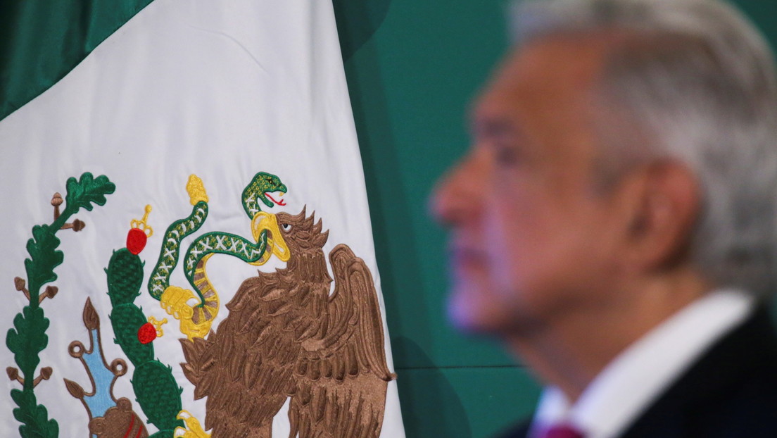 México contempla "todo tipo de represalias" comerciales contra EE.UU. por su "discriminatoria" iniciativa de incentivos a los autos eléctricos