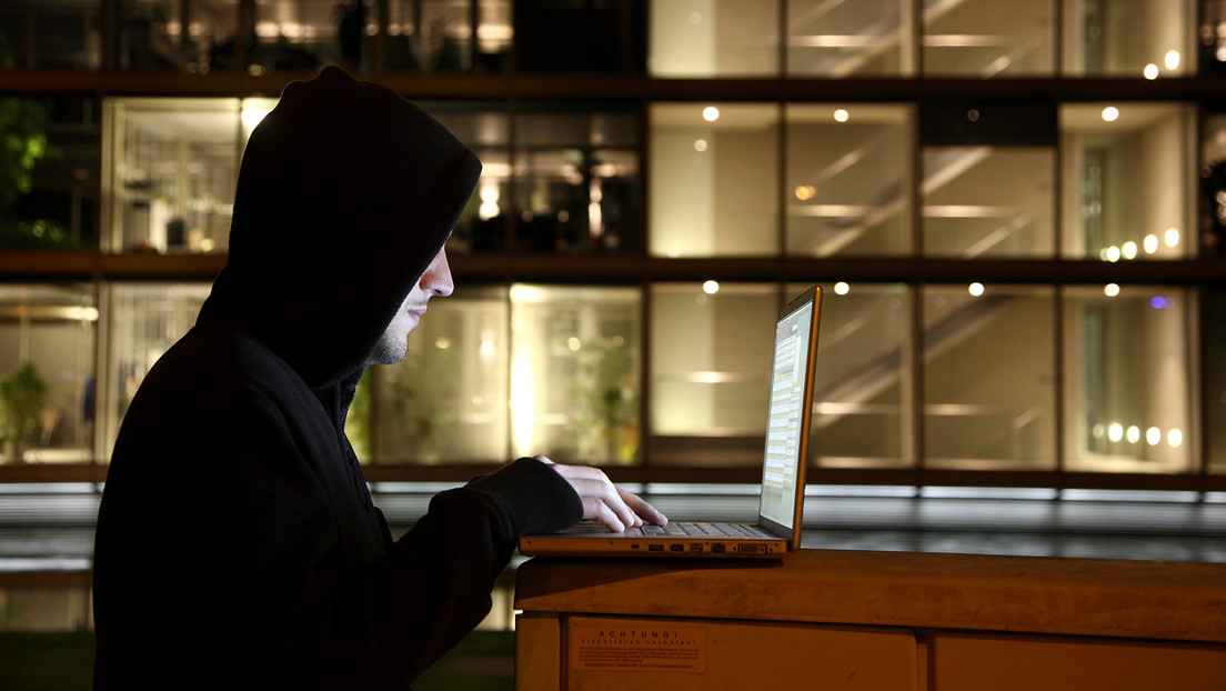 'Hackers' roban casi 200 millones de dólares de una plataforma de intercambio de criptomonedas