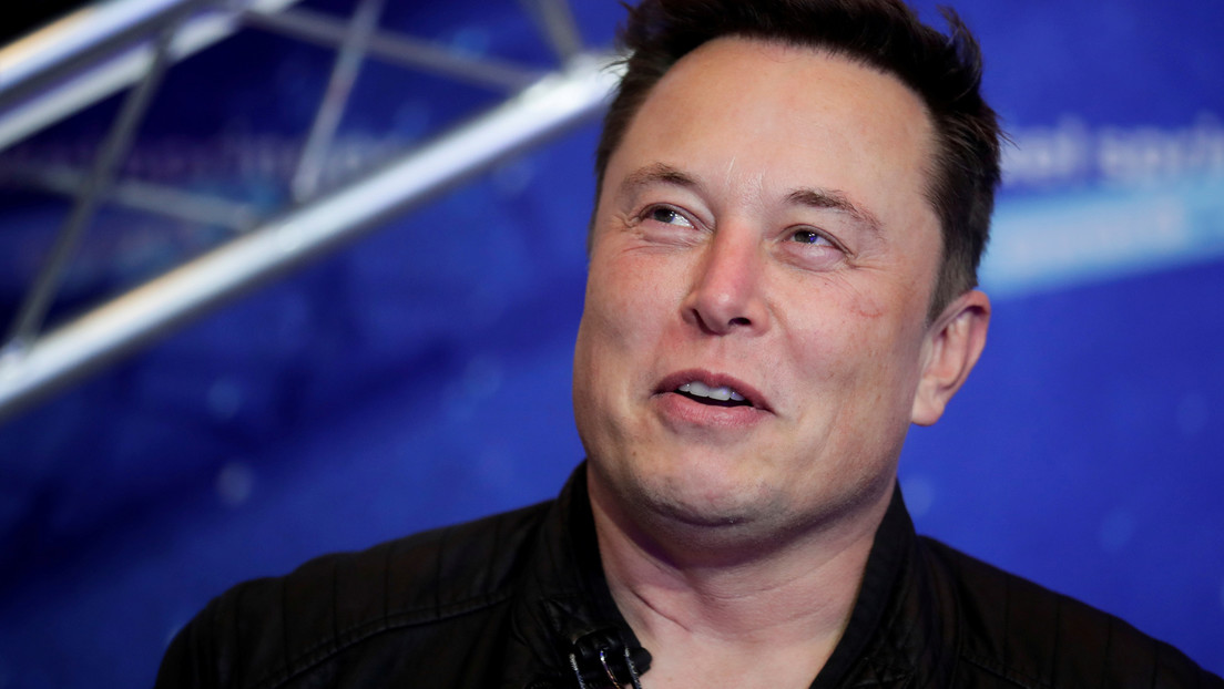 Elon Musk contempla la posibilidad de dejar su trabajo para convertirse en 'influencer'