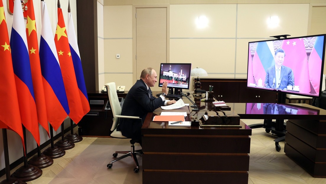 Putin declara que las relaciones entre Rusia y China son "un ejemplo en el siglo XXI"