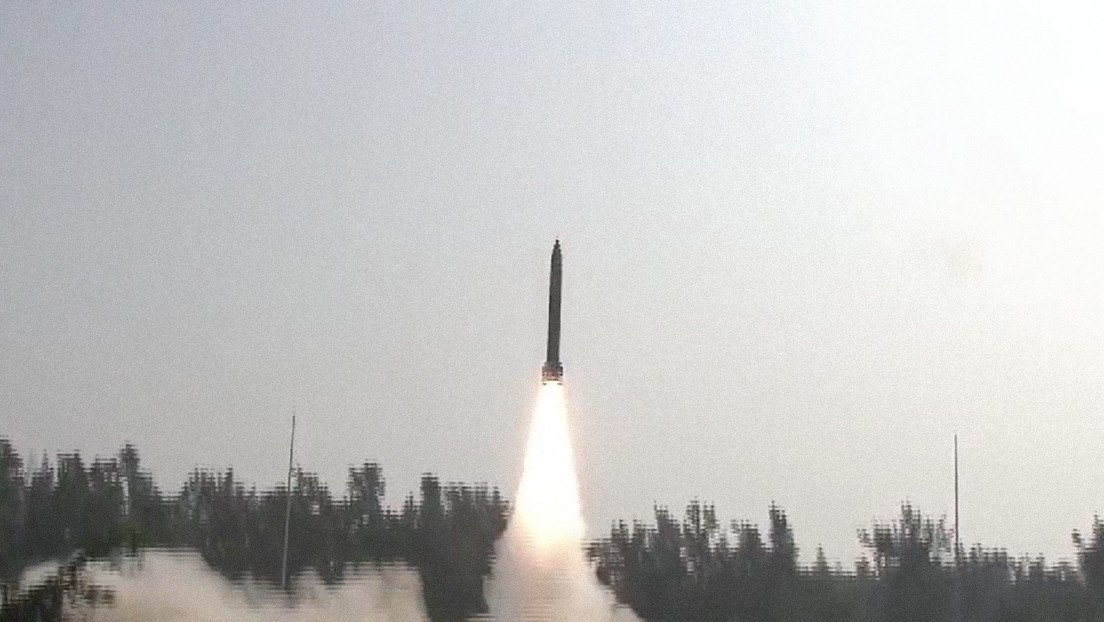 VIDEO: India prueba exitosamente un misil balístico de alcance corto-intermedio de desarrollo nacional