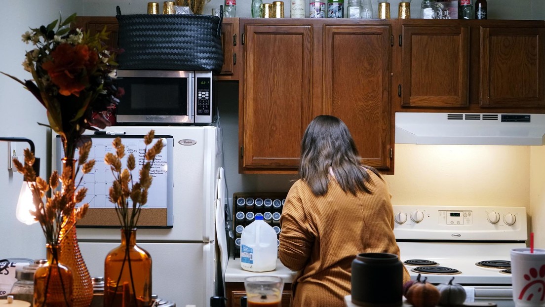 "Sean cuales sean tus expectativas, bájalas": un usuario de TikTok muestra cómo vive en el "apartamento más pequeño de Nueva York" (VIDEO)