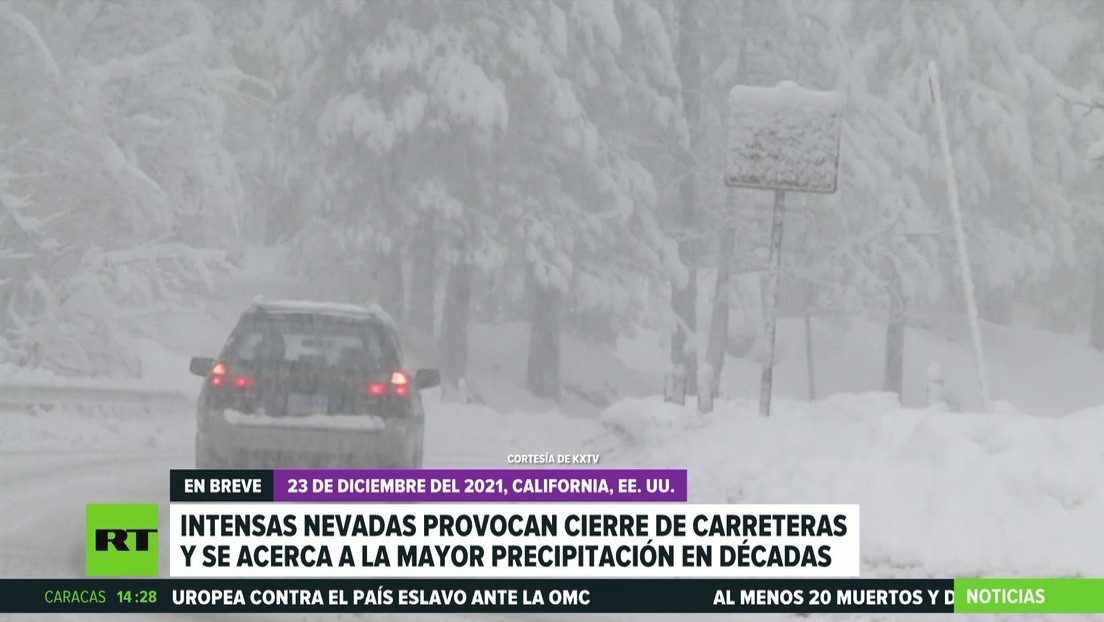 Intensas nevadas provocan el cierre de carreteras en California y se espera la mayor precipitación de nieve en décadas