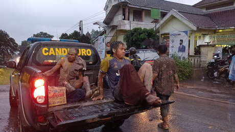 Al menos 13 muertos y decenas de heridos tras la erupción del volcán Semeru en Indonesia