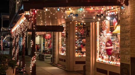 Un juzgado en España investiga a una tienda por poner en su escaparate figuras del belén navideño con forma de genitales