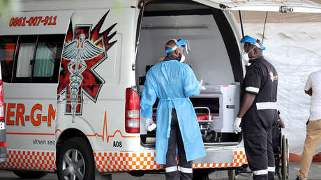 En Sudáfrica solo el 1,7% de los contagiados con ómicron necesita hospitalización frente al 19% del mismo período durante la ola de la variante delta