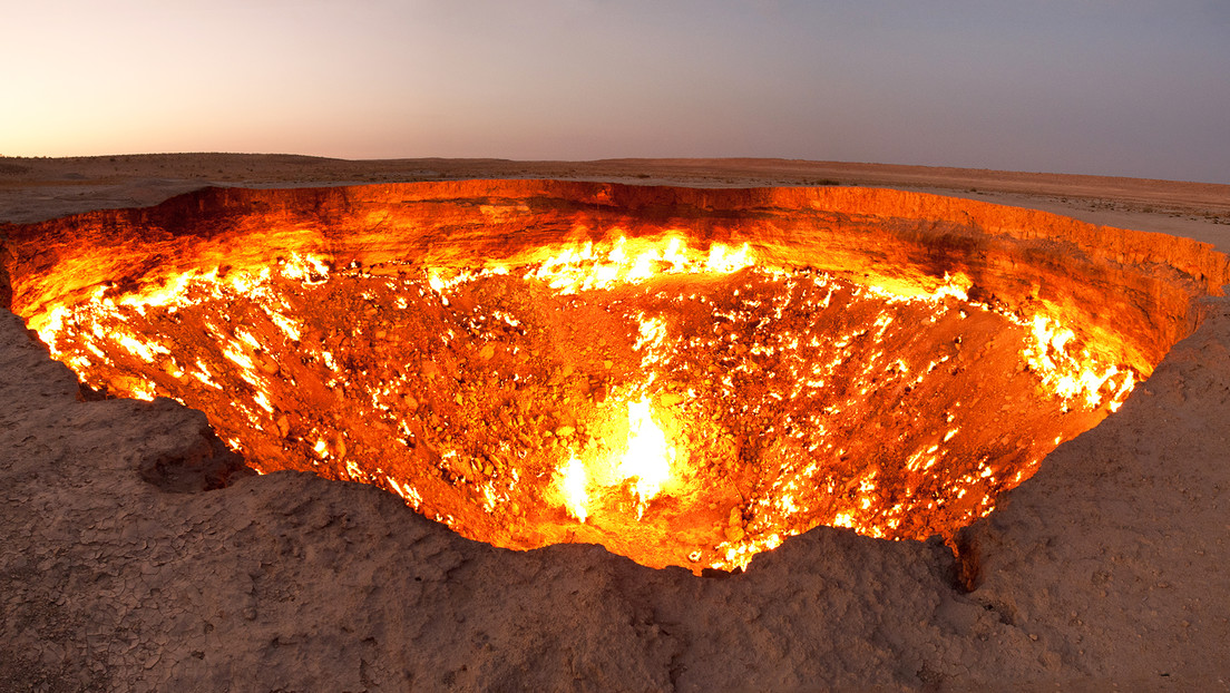 Turkmenistán quiere 'cerrar' sus 'Puertas del infierno' tras medio siglo ardiendo sin parar