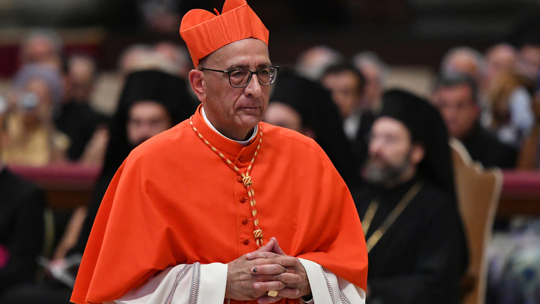El presidente de la Conferencia Episcopal Española dice que investigarán los casos de abusos a menores y que el papa "está de acuerdo" con sus pasos