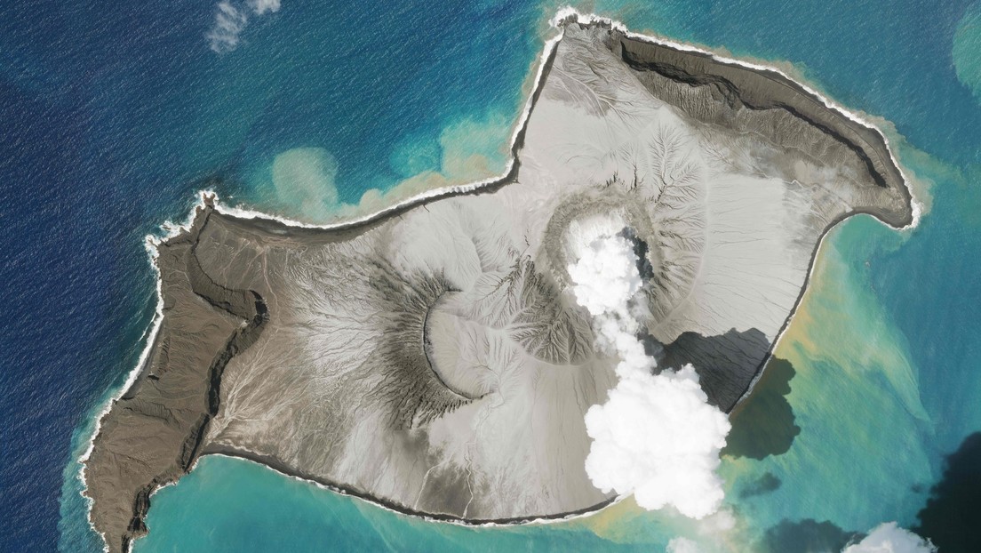 La Red Geocientífica de Chile desmiente reportes de una nueva "gran erupción" del volcán submarino en Tonga